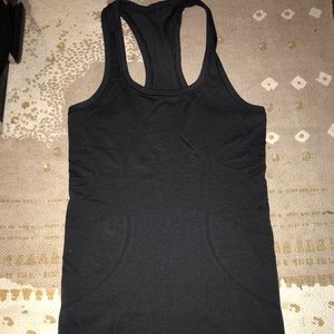 Lululemon black swiftly tank top